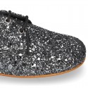 Classic Laces up shoes in GLITTER.