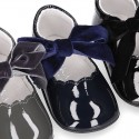 Classic Mary Jane shoes angel style for baby in patent leather with VELVET ties.