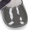 Classic Mary Jane shoes angel style for baby in patent leather with VELVET ties.