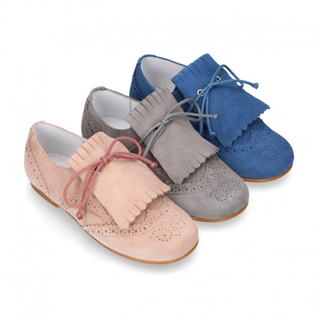 New Laces up oxford shoes in suede leather with FRINGED tab design for girls.