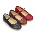 Nappa leather classic Mary Jane shoes with velcro strap and button in fall colors.