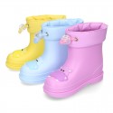 Little HIPPO Rain boots design with adjustable neck for little kids.