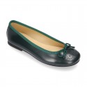 Classic satin leather ballet shoes with english perforated design.