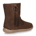 Suede leather boot shoes with side buckle with fringed design for girls.