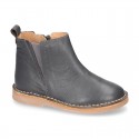 Casual SOFT NAPPA leather kids ankle boot shoes with elastic band and zipper closure.