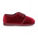 Laces up shoes in velvet canvas for little Kids.