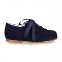 Classic perforated kids Suede leather Lace-up oxford shoes.