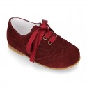 Classic perforated kids Suede leather Lace-up oxford shoes.