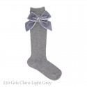 CHILDREN´S COTTON KNEE-HIGH SOCKS WITH VELVET SIDE BOW BY CONDOR.