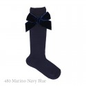 CHILDREN´S COTTON KNEE-HIGH SOCKS WITH VELVET SIDE BOW BY CONDOR.