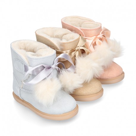 Autumn winter canvas lined boots Australian style with POMPONS design.
