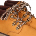 Nobuck leather ankle boots mountain style to dress.