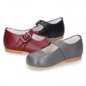 Classic sweet NAPPA leather little Mary Janes with scallop and buckle fastening.