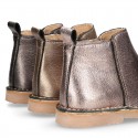 Casual METAL NAPPA leather kids ankle boot shoes with elastic band and zipper closure.