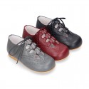 Nappa leather Stylized classic english style shoes with shoelaces closure.