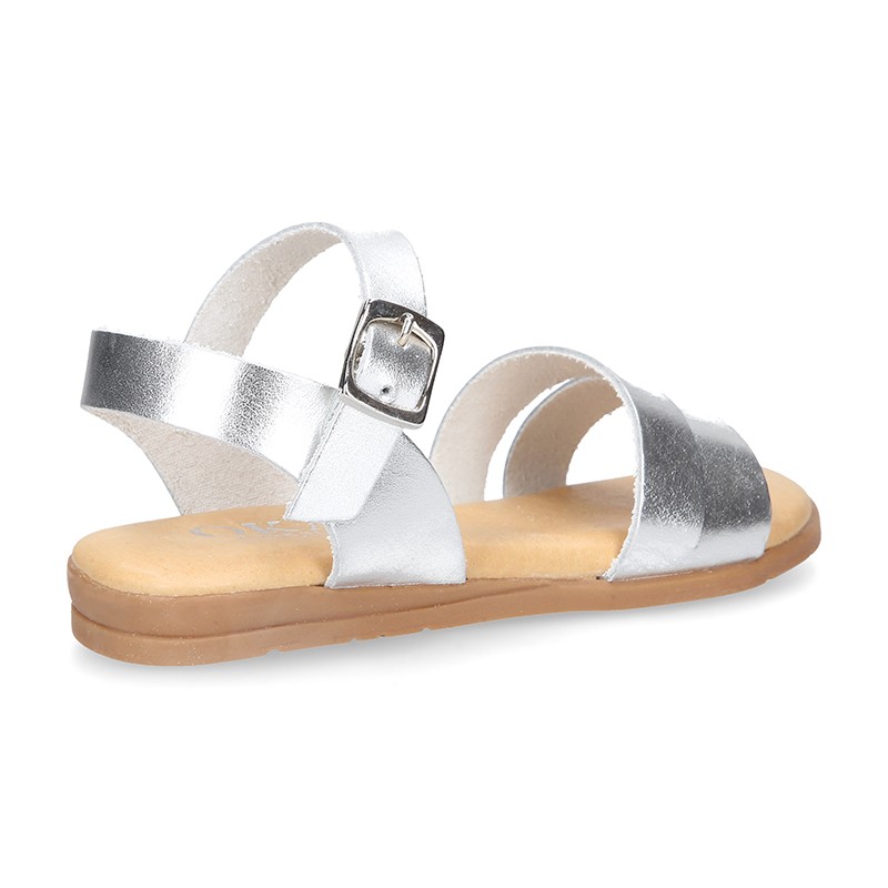 Metal finish leather sandal shoes with buckle fastening. MG015 | OkaaSpain