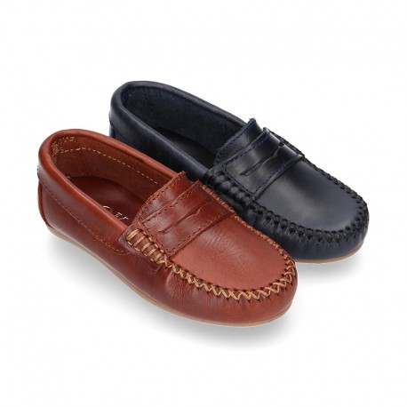 Classic Tanned leather Moccasin shoes with detail mask.