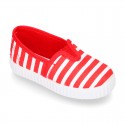 Cotton cavas Sneaker or bamba style shoes with stripes design.