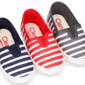 Cotton cavas Sneaker or bamba style shoes with stripes design.