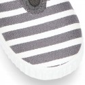 Cotton cavas Sneaker or bamba style shoes with stripes design.