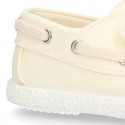 Cotton Canvas Boat shoes laceless for kids.