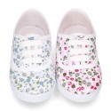 Cotton canvas Bamba type shoes with shoelaces and FLOWERS print design.