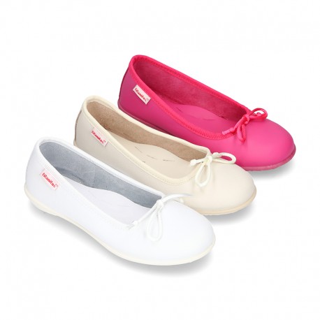 Washable Nappa leather Ballet shoes with adjustable ribbon for girls.