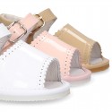 Patent leather Sandal shoes for babies.