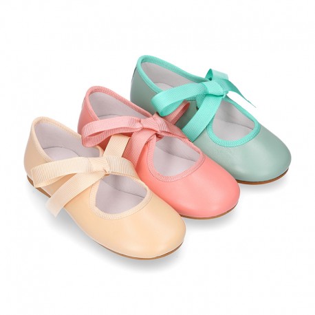 Girls soft nappa leather little Mary Jane shoes angel style in seasonal colors.