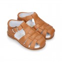 Soft Nappa leather kids Sandal shoes in COWHIDE color.