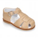 Soft Nappa leather kids Sandal shoes with buckle fastening.