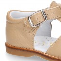 Soft Nappa leather kids Sandal shoes with buckle fastening.