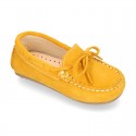 Suede leather Moccasin shoes with bows and driver type Outsole for little kids.