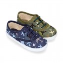 Cotton canvas sneaker shoes with AIRPLANES print design.