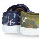 Cotton canvas sneaker shoes with AIRPLANES print design.