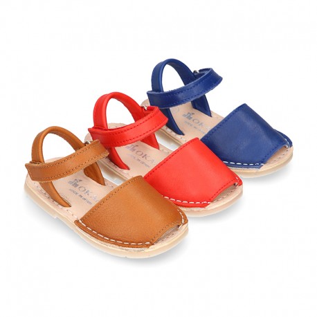 EXTRA SOFT nappa leather kids Menorquina sandals with flexible outsole and hook and loop strap.