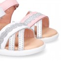 Little Washable leather Sandal shoes with crossed straps and hook and loop closure.