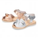 Metal Nappa leather girl Menorquina sandals with BOW design.