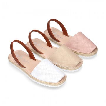 EXTRA SOFT leather Menorquina sandals with rear strap and glitter finishes.