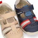 SPORT Leather sandals with hook and loop strap for kids.