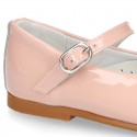 FLOWER design GirL little Mary Jane shoes with buckle fastening in patent leather.