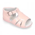 PATENT leather Little kids Sandal shoes with sccallop.