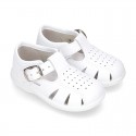 Little Washable leather T-Strap sandals with SUPER FLEXIBLE soles.