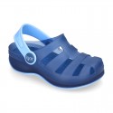 Kids jelly shoes with SURFI CLOG design for beach and pool use.