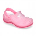 Kids jelly shoes with SURFI CLOG design for beach and pool use.