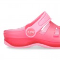 Kids jelly shoes with SURFI CLOG design for beach and pool use.