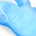 Kids jelly shoes with SURFI CLOG design for beach and pool use.