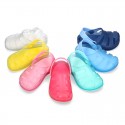 Kids jelly shoes with SURFI CLOG design for beach and pool use.