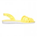 Women Ballet flat style jelly shoes sandal style for the Beach and Pool i SOLID colors.