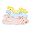 Women Ballet flat style jelly shoes sandal style for the Beach and Pool i SOLID colors.